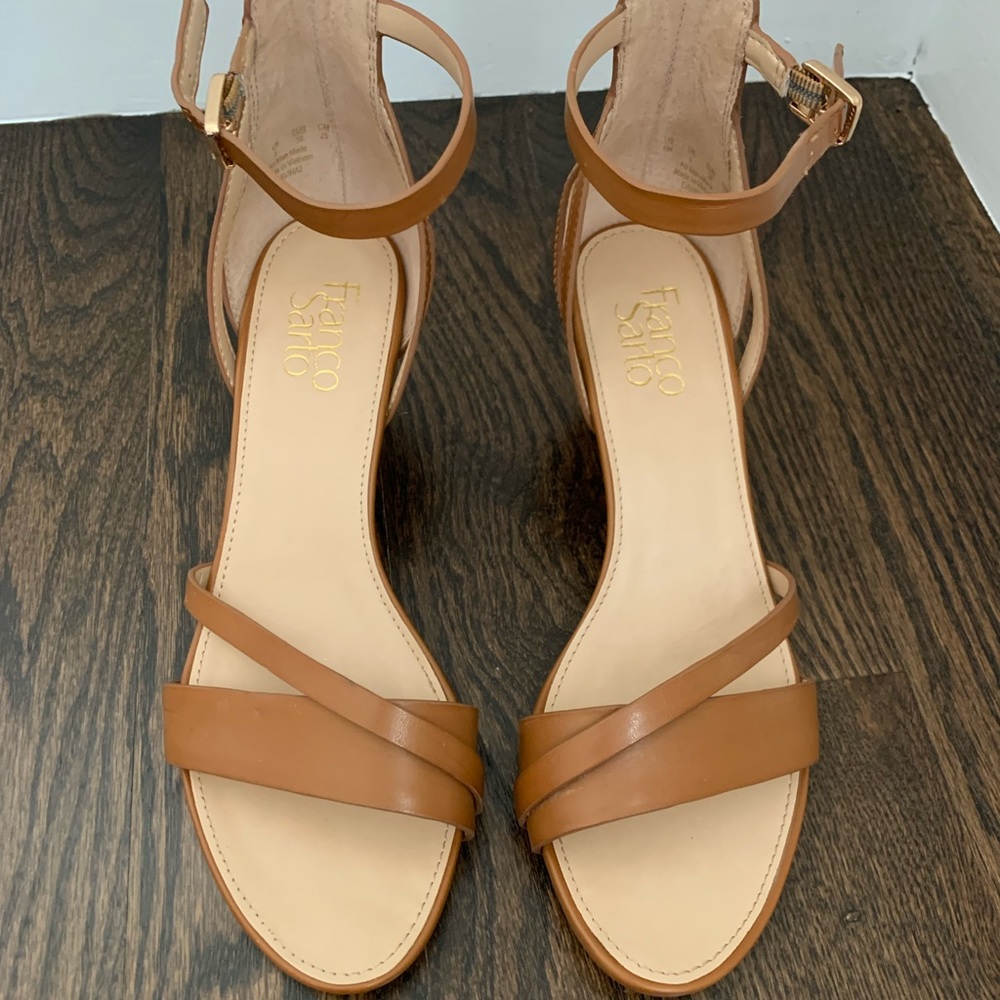 Franco Sarto camel leather and wood wedges